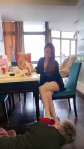 套路直播视频【一嬛大人】62岁公公生活护调教 bf24110_绳艺库视频下载