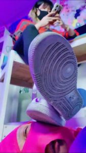 套路直播视频【美离子】空军一号脏鞋底踩狗舌头 bf24838_绳艺库视频下载