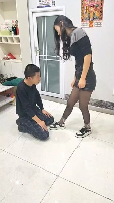 套路直播视频【疯狂浪子】艺术小姐姐飞踹/跺踩 bf23782_绳艺库视频下载