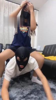 【涵涵】御姐白袜羞辱弟弟 bf2116_绳艺库视频下载