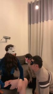 【妆主大大】夫妻卑微做狗场 bf20317_绳艺库视频下载