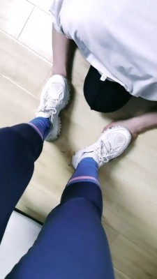 【路遥】健身后原味棉袜辱/鞭打 bf28025_绳艺库视频下载