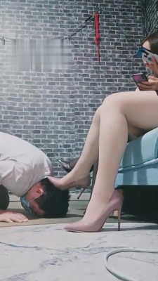 【香颜】姐妹花羞辱废物男友 bf15662_绳艺库视频下载