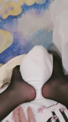 【小希女王】入室抢劫罪被抓tj成贱狗【完整版】 bf5707_绳艺库视频下载