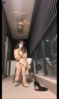 【禾未s】Tj-阳台玩狗 狠拧狗耳朵 bf8644_绳艺库视频下载