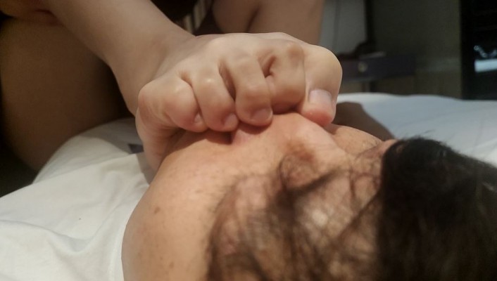 狠吸梦晨女王原味棉袜裸足 YC-220827-4_绳艺库视频下载