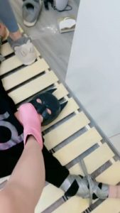 套路直播视频【礼礼大人】双S捆绑裸足+运动鞋强制深喉【双视角版】 bf24478_绳艺库视频下载