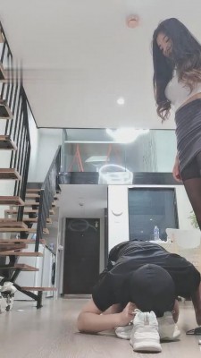 【梓晨】偷鞋狗的下场 bf14214_绳艺库视频下载