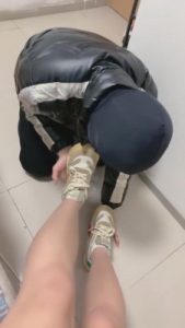 【欣悦】白衣裙S调男骚狗 bf8416_绳艺库视频下载