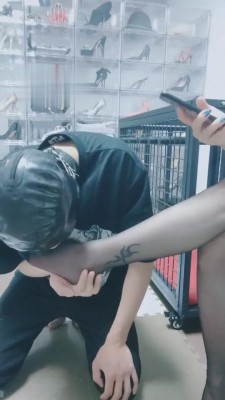 【就是喜欢玩啊】狗笼里暗黑囚禁 bf3498_绳艺库视频下载