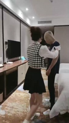 【多多】强制抖M当狗闻棉袜 bf20272_绳艺库视频下载