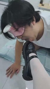 【苏可儿】舔萝莉主的皮鞋白丝脚 bf13473_绳艺库视频下载