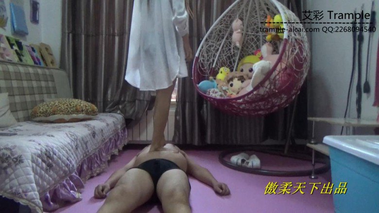 傲柔s全体重轻踏_绳艺库视频下载