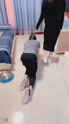 【夏娃】继母把狗儿子圈养在家虐 bf13932_绳艺库视频下载