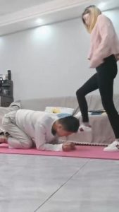 【紫烟】S姐姐折磨小奶狗 bf20582_绳艺库视频下载