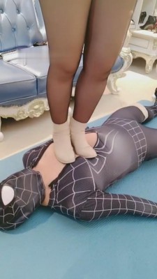 【京S芯瑶】长靴踩踏狗厕奴 bf7881_绳艺库视频下载