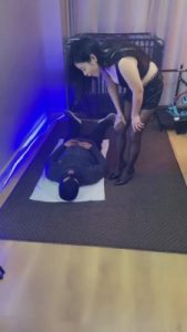 【夕微S】黑丝高跟坐脸诱惑贱狗 bf6996_绳艺库视频下载