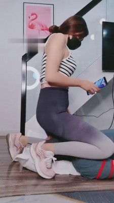 【若依】健身女神捆绑坐脸 bf3400_绳艺库视频下载