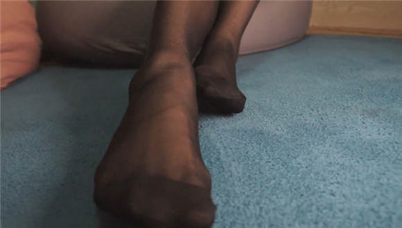 前台文员 雯雯的初次拍摄_绳艺库视频下载