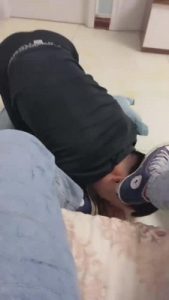 【不期而遇】舔脏帆布鞋臭棉袜的狗 bf12701_绳艺库视频下载