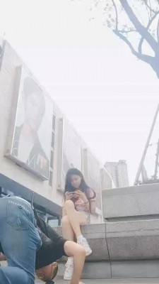 【全能来福M】给路人美女跪拜会是什么反应【续集】 bf28012_绳艺库视频下载