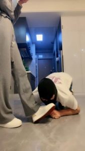 套路直播视频【惜沫】强制圣水/原味白袜气味羞辱/遛狗转胯 bf25625_绳艺库视频下载