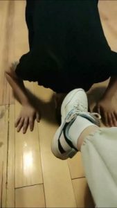 套路直播视频【诺诺子】艺术鞭打白袜踩踏改正狗子坏毛病 bf26734_绳艺库视频下载