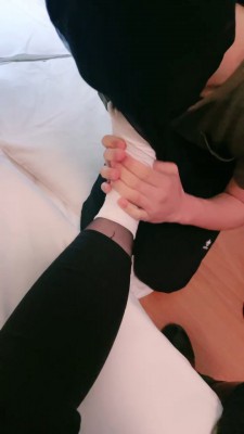 套路直播视频【甜音S】臭棉袜+丝袜脚捂强制闻/骑马犬化  JS230407_绳艺库视频下载