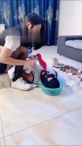 【冷凝大大】人体刷鞋器/喝洗鞋水 bf16658_绳艺库视频下载