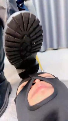 【狗哥】长靴素人学生主调狗 bf21134_绳艺库视频下载