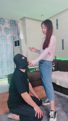 【小祖宗】肮脏人体家具的悲惨 bf16755_绳艺库视频下载