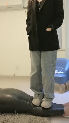 【安静大大】姐妹花全体重踩踏木乃伊狗【双视角版】 bf27118_绳艺库视频下载