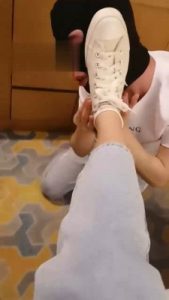 【welldoer】学生S小白鞋棉袜羞辱 bf17064_绳艺库视频下载