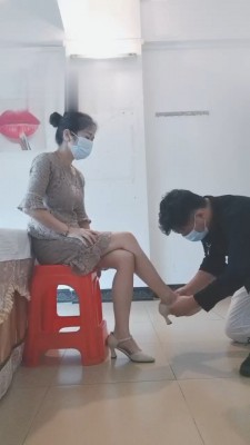 【德意户外男神】暗访成功被大姐强制舔脚 bf18551_绳艺库视频下载