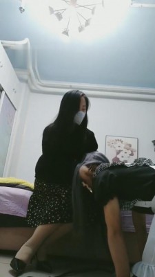 【情侣月儿】闺蜜被开发做狗 bf5619_绳艺库视频下载