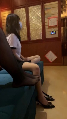 【橘子没熟】KTV开发素人闺蜜【续集】 bf23026_绳艺库视频下载