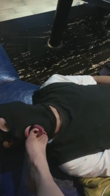 【甜甜】KTV虐狗-跪地唱艺术 bf3467_绳艺库视频下载