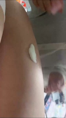 套路直播视频【绿子】开发萝莉闺蜜-舔白丝/高跟踩/转胯口水洗脸【完整版】bf26357_绳艺库视频下载