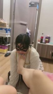 【希希子】带着同学来给双胞胎妈妈玩 bf6765_绳艺库视频下载