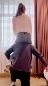 套路直播视频【骑士语阳】小白鞋女神骑马专场 bf25635_绳艺库视频下载