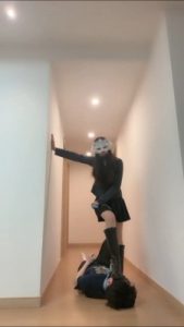 【妆主大大】犬化-长靴踩踏遛狗踩踏 bf26797_绳艺库视频下载