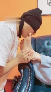 【茹雪】双狗脚奴争宠大赛 bf1403_绳艺库视频下载