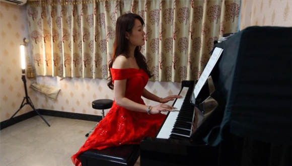 『奴隶岛』—钢琴老师的”教导“_绳艺库视频下载