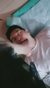 【紫钰大人】闻超臭丝袜恋足吃袜子 bf3190_绳艺库视频下载