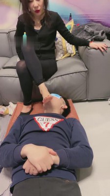 【歌迪丝】超强裸足深喉专场 bf10692_绳艺库视频下载