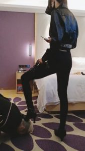 套路直播视频【美娜格格】欠债不还被女王虐成狗【双视角版】 bf23975_绳艺库视频下载