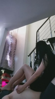 【叶子天津】高跟鞋全体重踩踏-跳踩 bf3092_绳艺库视频下载