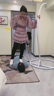 【鑫儿教头】被精神小妹暴揍的一天 bf11920_绳艺库视频下载