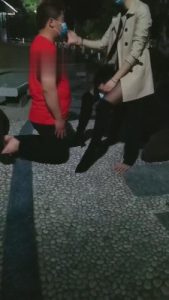 【丹祖宗】户外双狗年度最佳耳光 bf4180_绳艺库视频下载