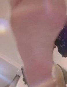 GTS高颜值晴主女巨人pov踩踏【pov必买】第一视角GTS踩踏语言羞辱超刺激YC-220702-4_绳艺库视频下载